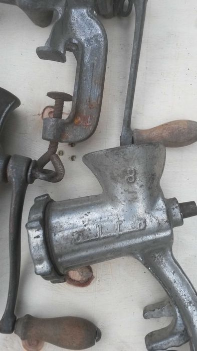 Starocie . Wykopki strychowe.