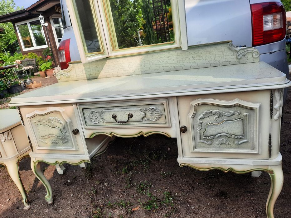 Toaletka ludwik z szafkami