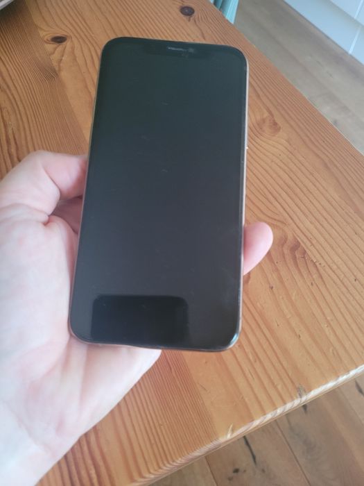 Iphone 11 pro gold uszkodzony