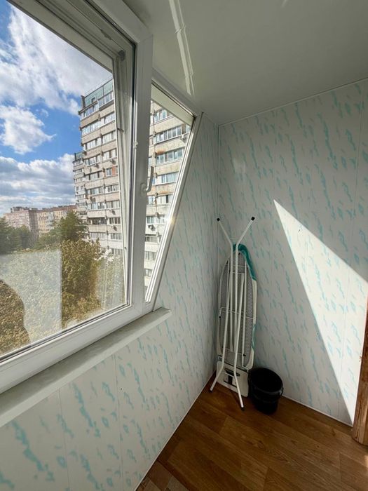 Продам 1-ком квартиру на Левобережном 3