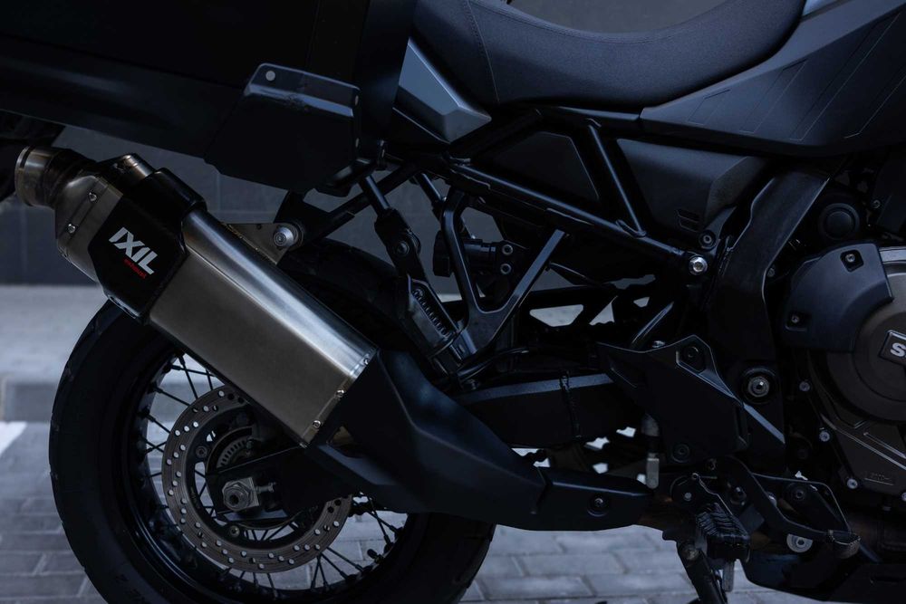 SUZUKI V-STROM 800DE Full Extras!