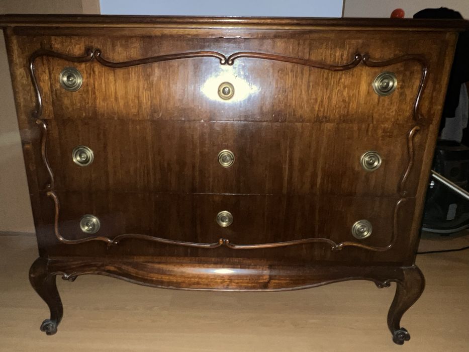 Comoda antiga madeira