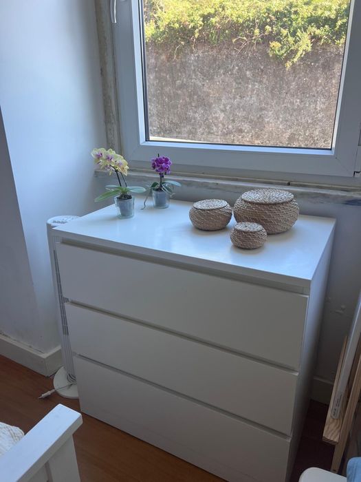 Cómoda Branca 3 gavetas Ikea (como nova)