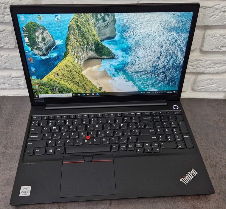 Ноутбук  Lenovo ThinkPad E15 / 15.6"/ Intel i5-10210U /  8 GB / 256 GB