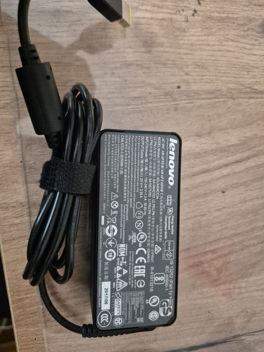 Блок живлення Lenovo 45W 20V 2.25A Slim Tip (прямокутна)