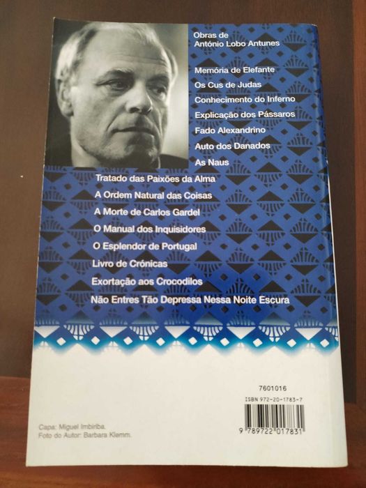 Livro Não Entres Tão Depressa Nessa Noite Escura - 1ª Edição