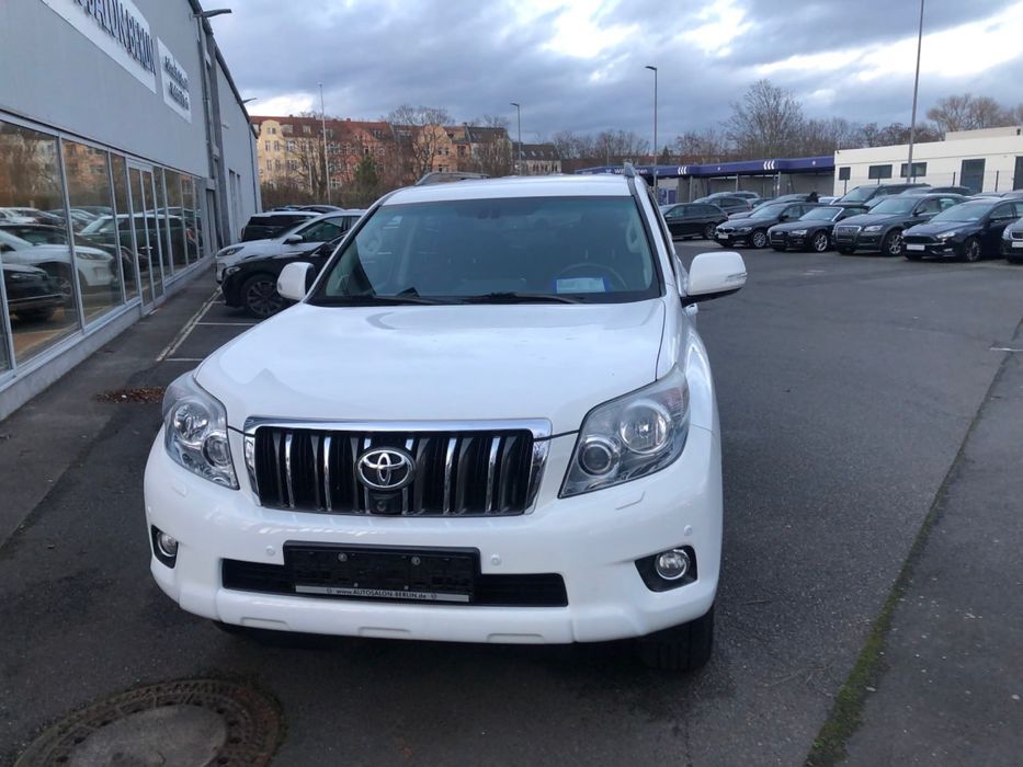 Toyota Land Cruiser 3.0 D-4D 60th Anniversary