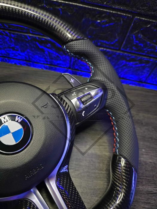 Volante Carbono Bmw M - Série 1 3 4 5 6 e 7 F10 F11 GT F07 F06 F1 - NOVO