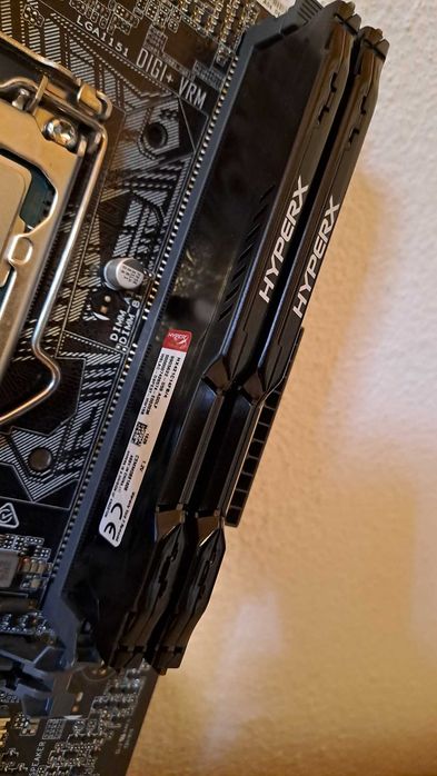 Bundle Intel Core i5-6500 / Board Asus H110M-K  / 12GB DDR4 HyperX