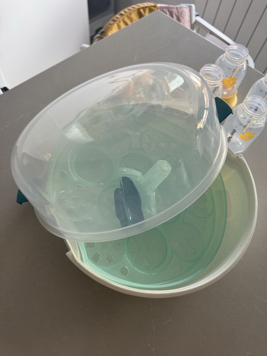 Solo Medela + esterilizador + copos medela