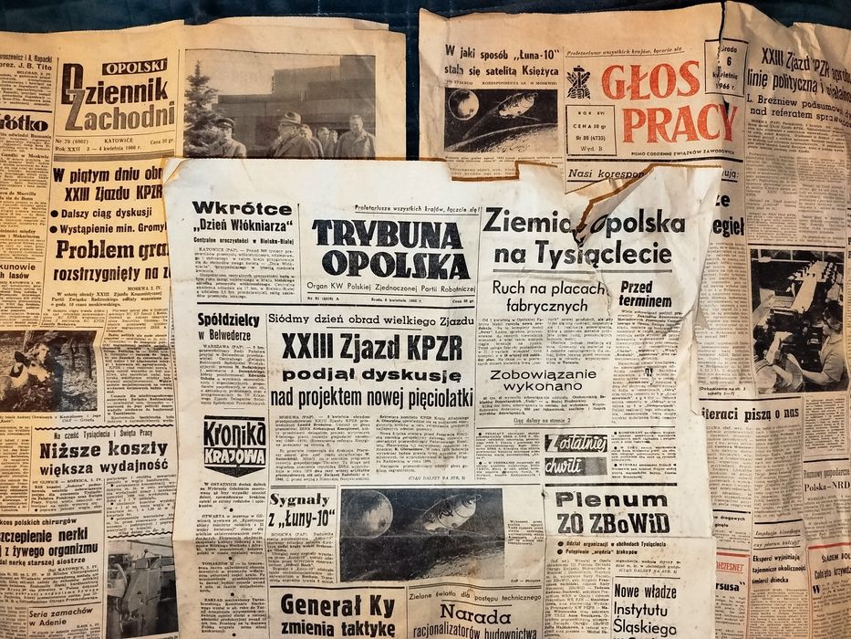 Gazety z PRL z 1966 roku