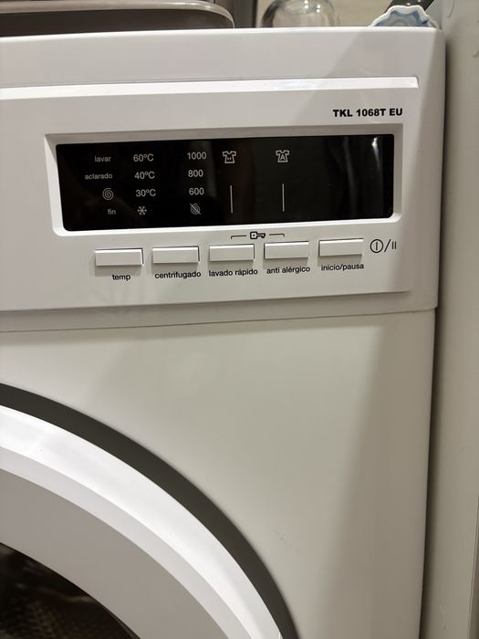Máquina de lavar roupa TEKA TKL 1068T - 1000RPM 6KG