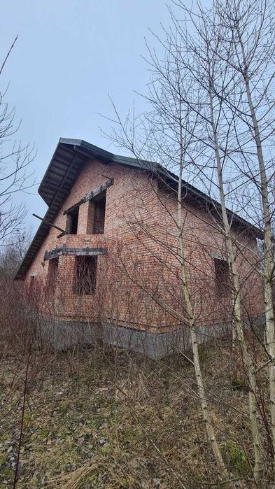 Продається будинок+земельна ділянка 10 сот.в Угриневі