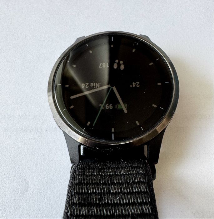 Garmin Vivoactive 4 + paski