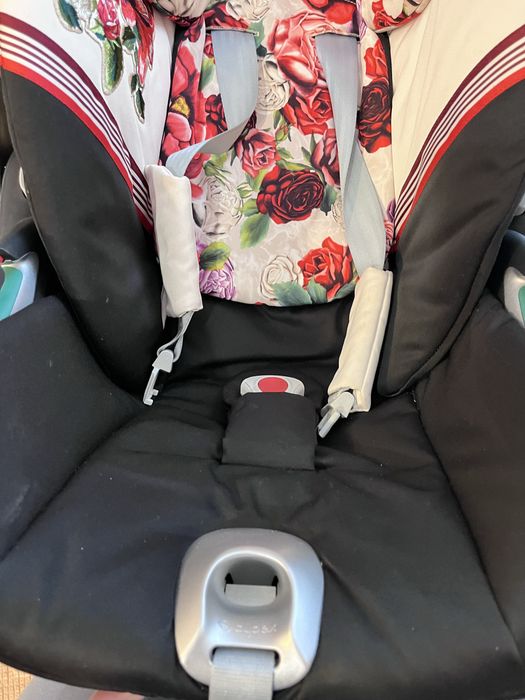 Fotelik Cybex + baza