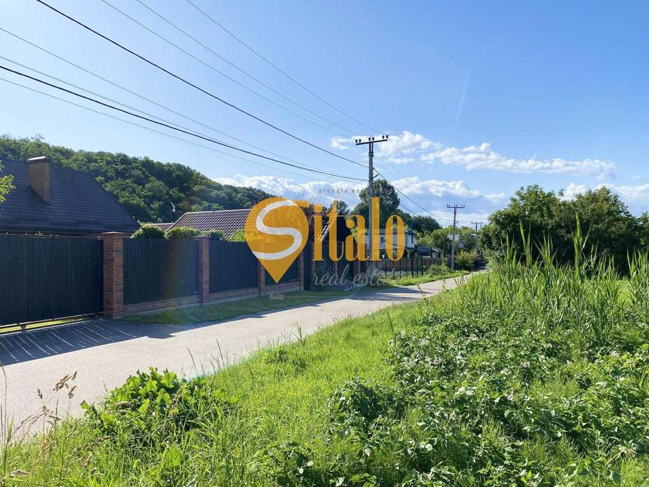 Ділянка з видом на К. Карпати, поруч із озером Підгірці