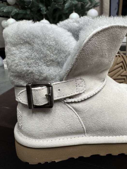 UGG нові , оригінальні Уггі , модель KAREL GREY VIOLET
