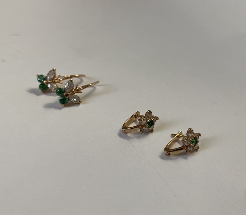 Продам детские золотые сережки