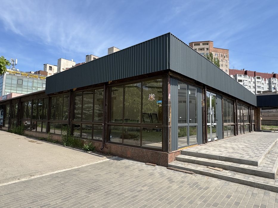 Оренда торгівельного приміщення 40 м.кв, під маназин, послуги, кафе.