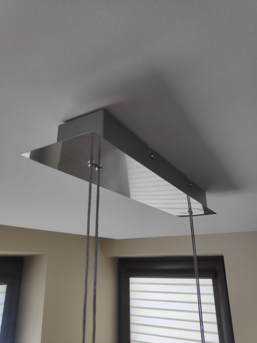 Sprzedam lampę wiszącą LED stan idealny