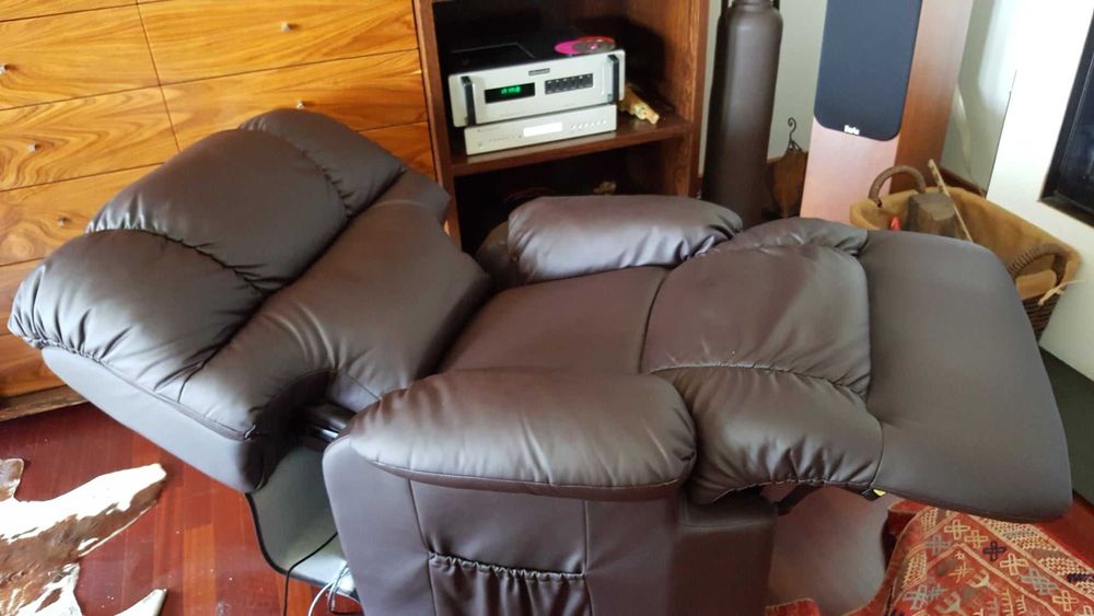 Cadeirão Elevador de Massagem Reclinável – Como Novo