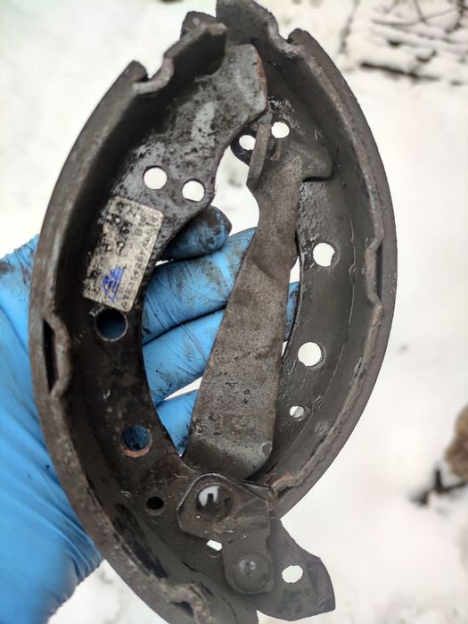 Тормозные барабаны с колодками Шкода Фабия