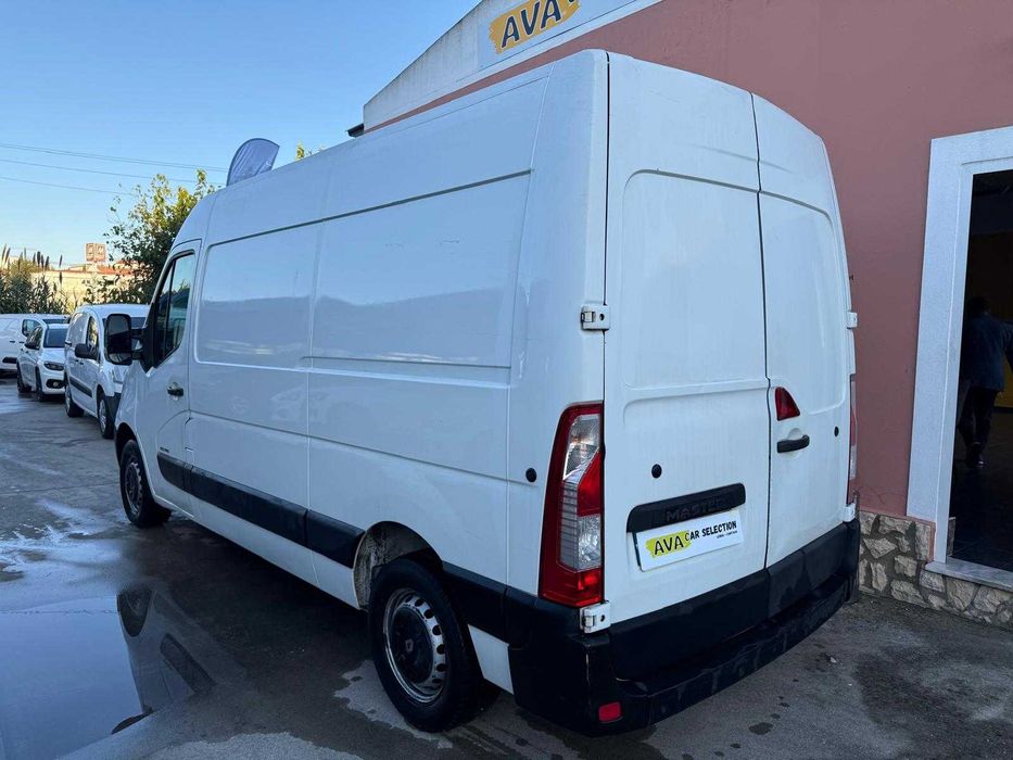 Renault Master 2.3 DCI 125 F3300
