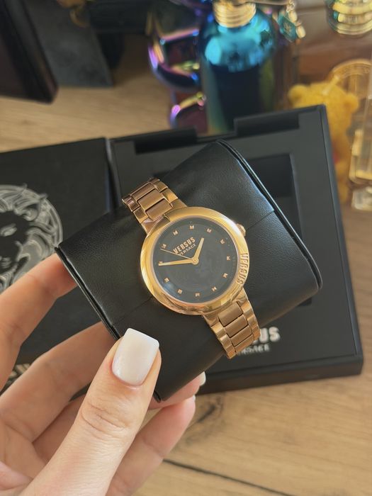 Жіночий годинник  Versace Versus