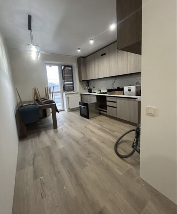 ПЕРША ЗДАЧА 3-х кімн квартири (світло 24/7; газ)