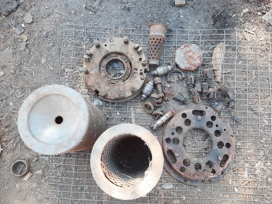 Продам деталі до трактора Т-25