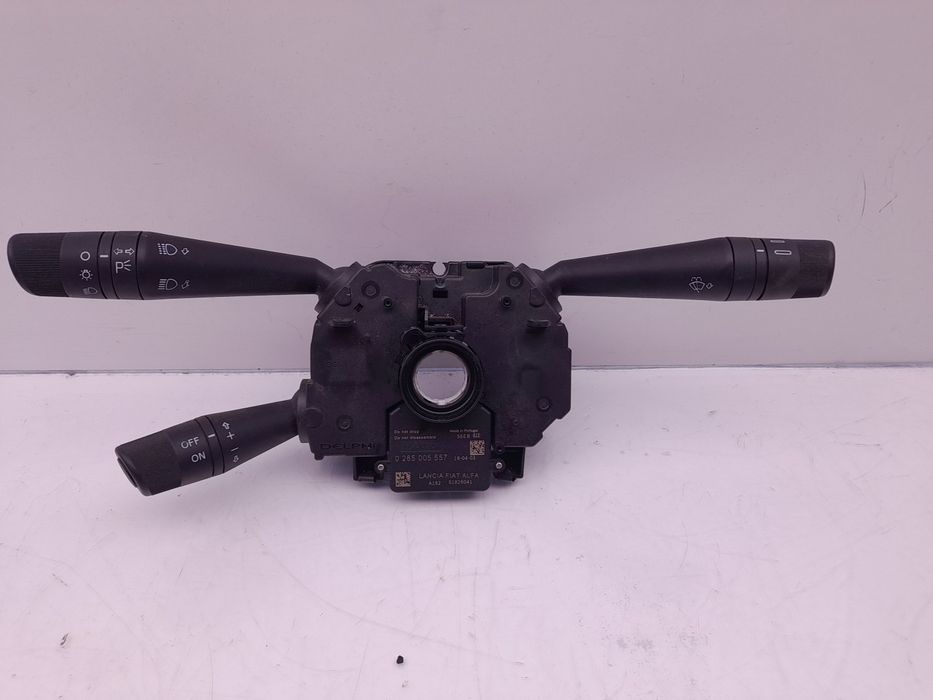 Conjunto / manetes de luzes e limpa vidros FIAT Fiorino Furgão/Combi (