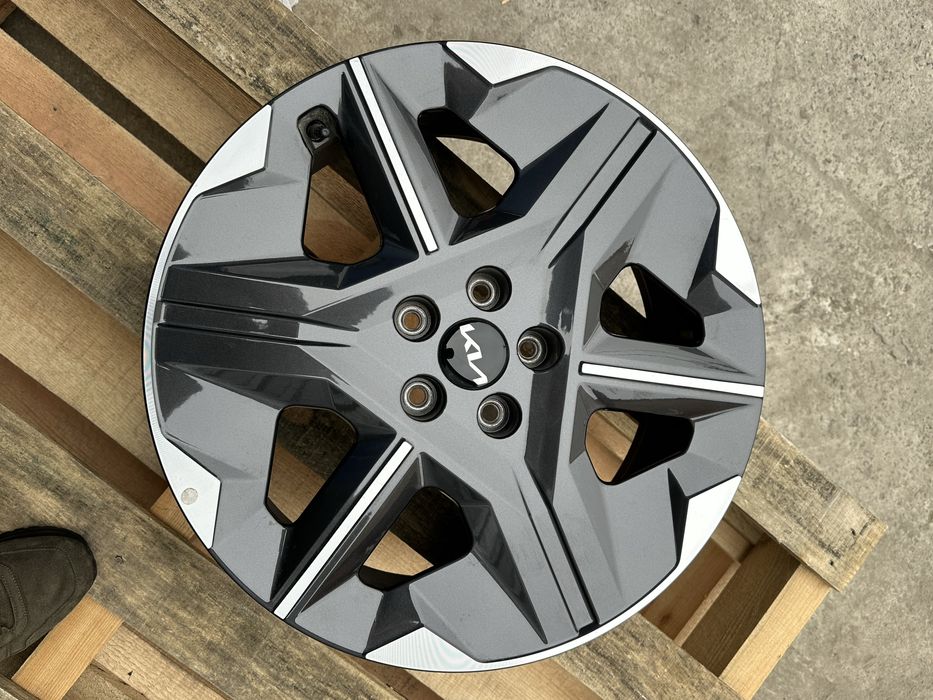 Диск на kia ev 6  машина 2025 року