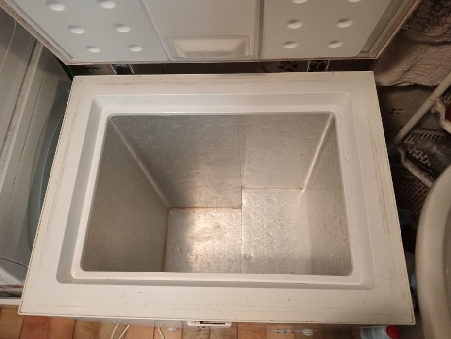 0. URGENTE Arca Congeladora INDESIT (bom estado)