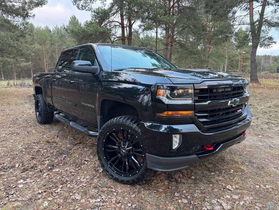 Chevrolet Silverado Z71 LT2 5.3B 315KM FULL BLACK Edition