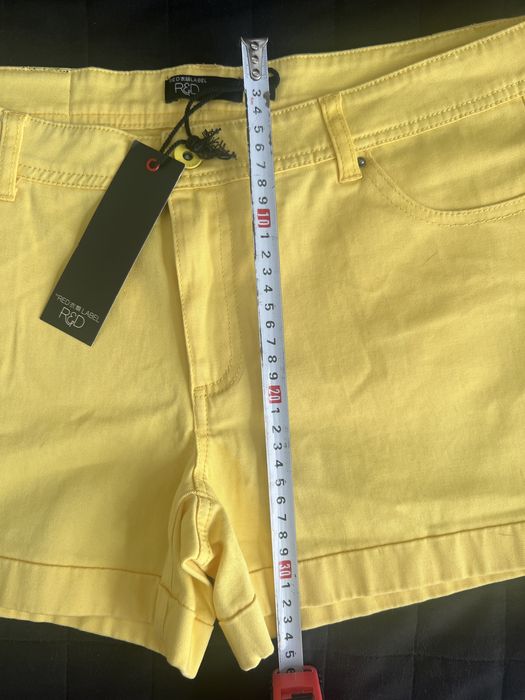 Krótkie spodenki Red Label L/XL nowe