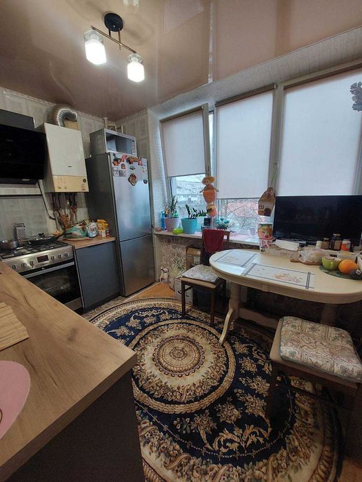 ПРОДАЖ 3 кім. квартири 67 м. кв. вул. Данилишиних м. Трускавець
