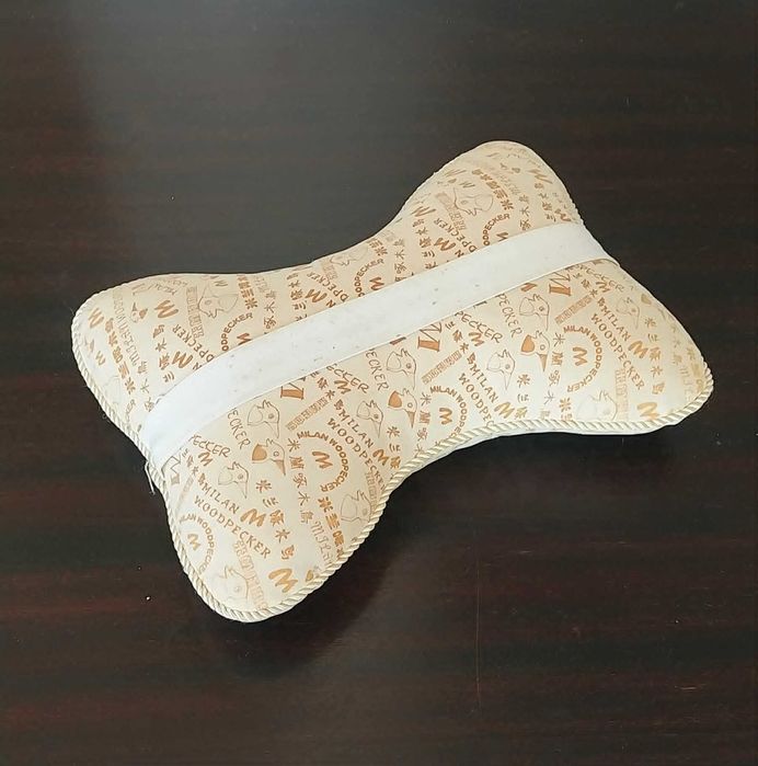 Almofada Ergonómica em forma de osso, ideal para apoio cervical durante a leitura ou viagens