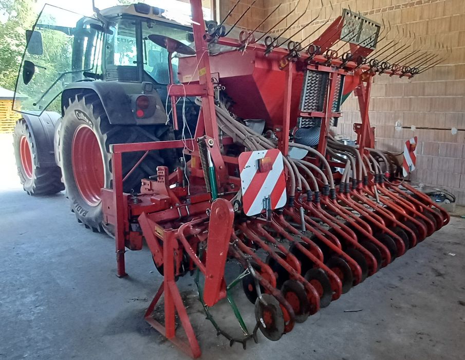 Agregat uprawowo  siewny 3m  Kverneland
