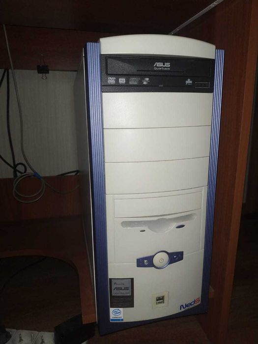 Настольный ПК Windows 7 Pentium 4