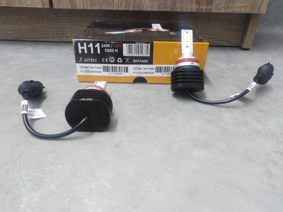 Светодиодные ПТФ лампы H11 24W (желтый свет)