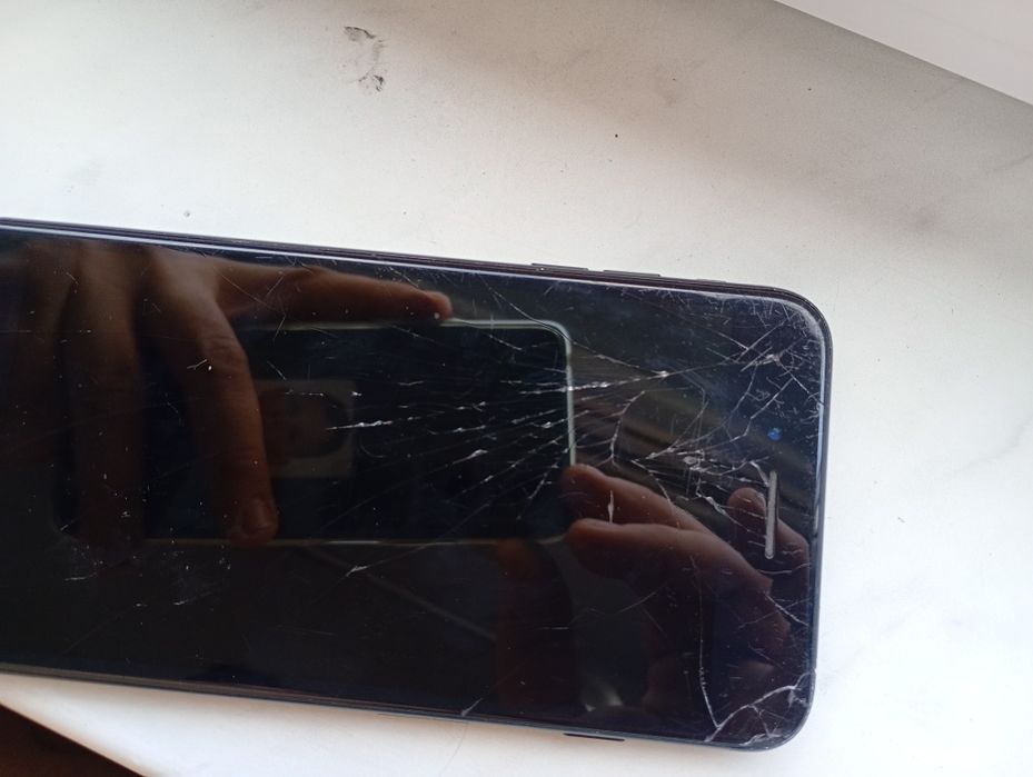 iPhone 8 plus 64GB