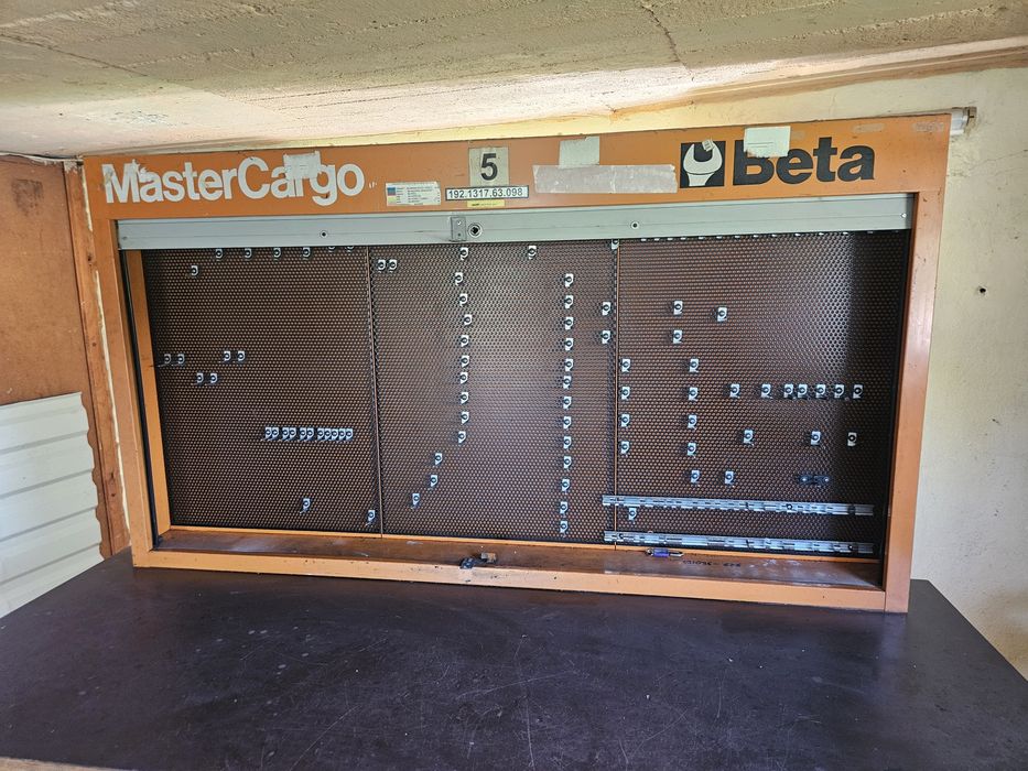 Stół Beta warsztatowy, narzędziowy, garażowy