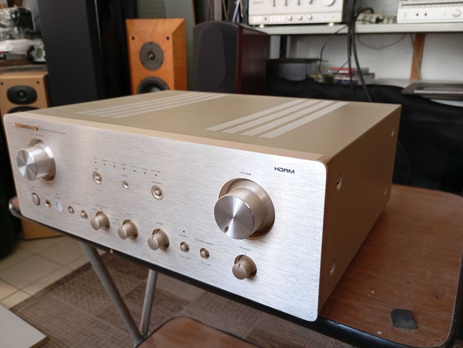 Amplificador Marantz PM7200