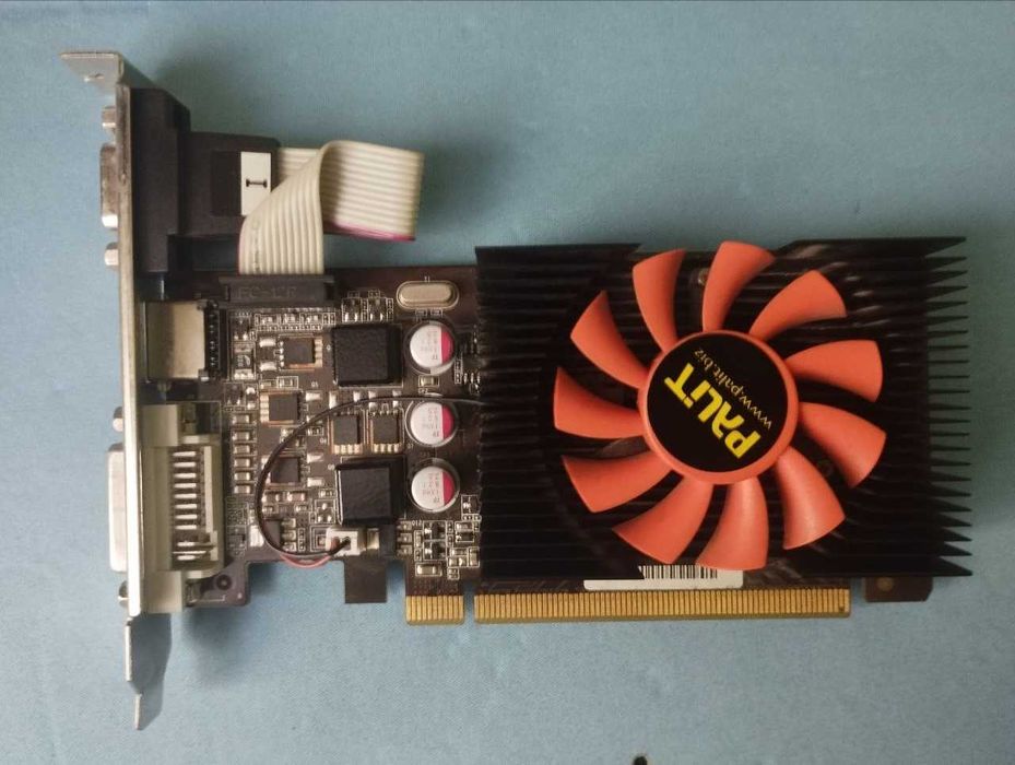 Видеокарта GT 440 1 Гб