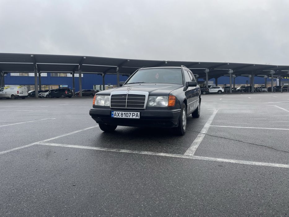 Мерседес бенс 124