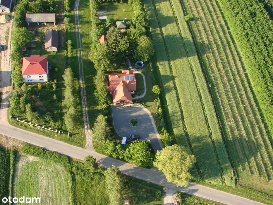 Wolnostojący dom blisko Zamościa, w malowniczej i zalesionej okolicy