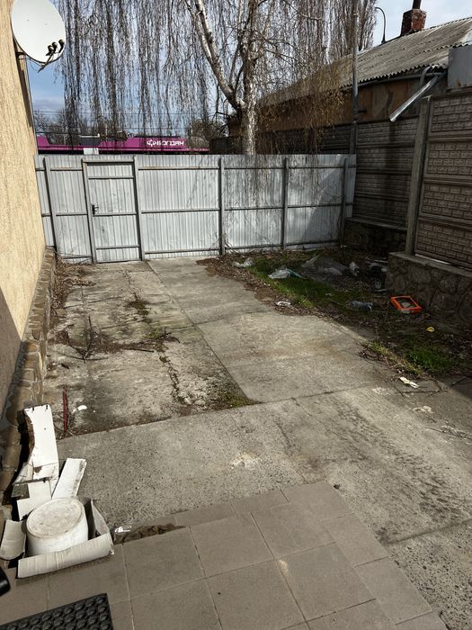 Аренда 100 м 2 на зупинці 9 школа