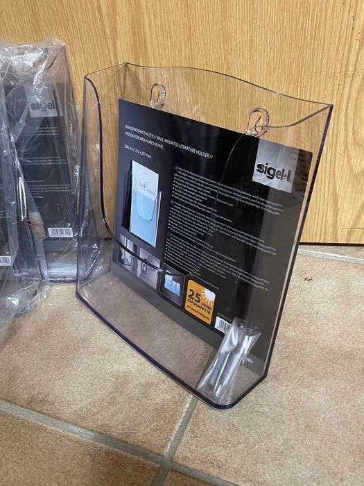 Pojemnik wiszący na katalogi, foldery... w formacie A4