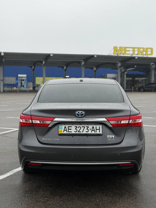 Продам Toyota Avalon