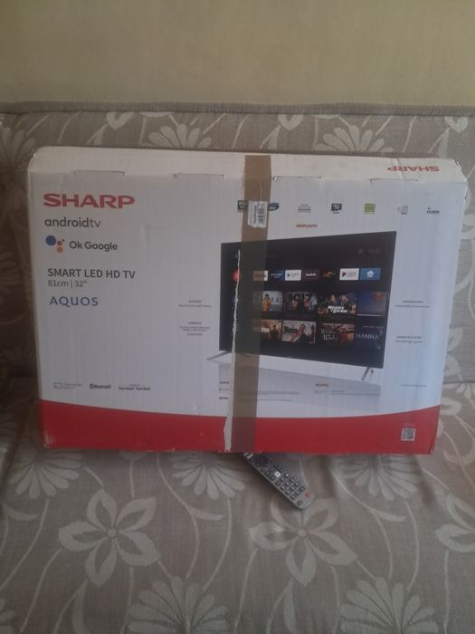 Sprzedam telewizor Sharp, Smart TV, oparty na platformie Android 81cm,